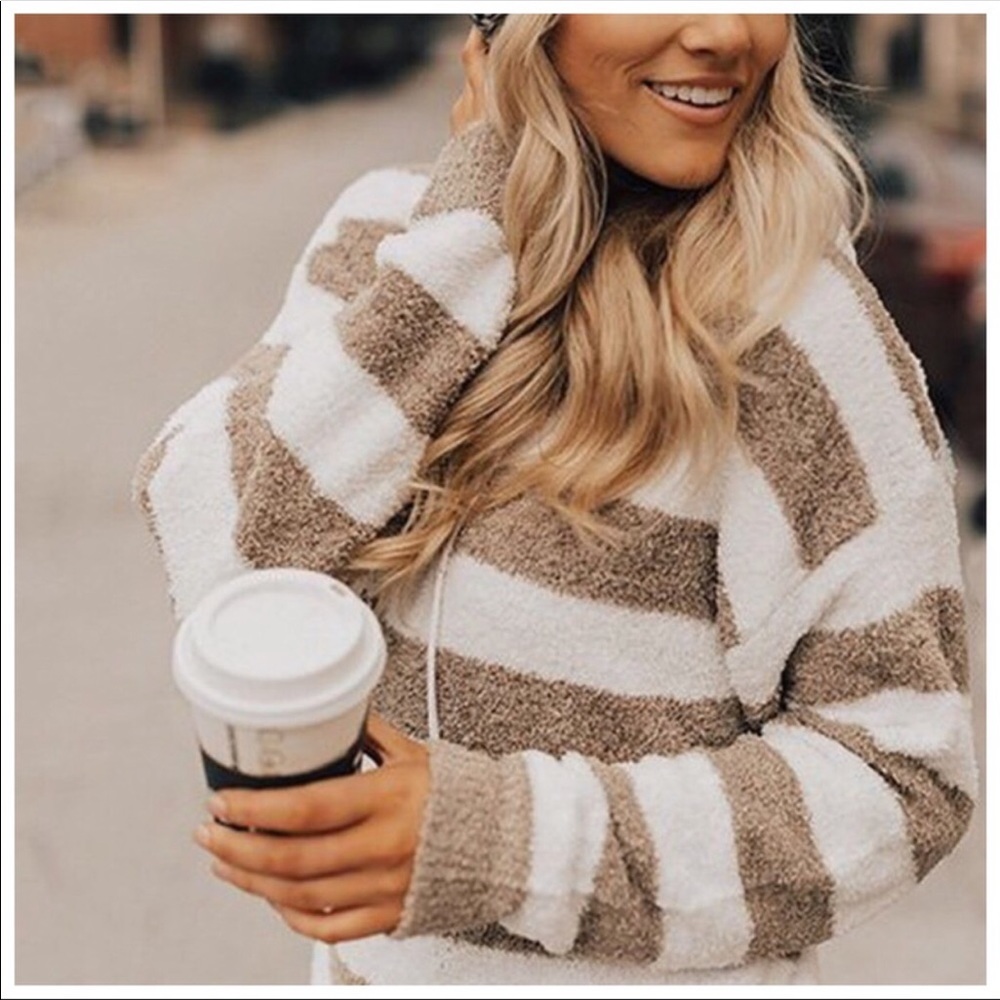 SALE🌟Silky Soft Mocha Sweater🌟LAST ONE!